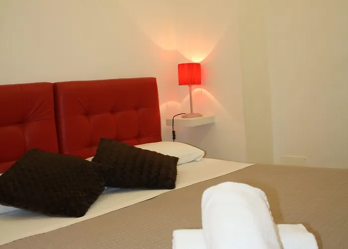 Town House Fontana Di Trevi Bed & Breakfast