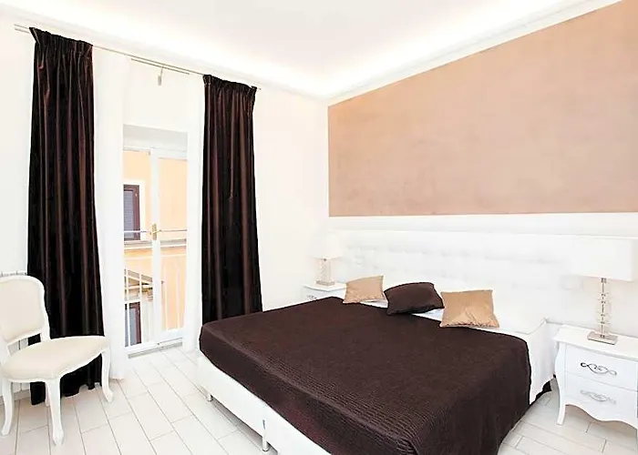 Bed & Breakfast Town House Fontana Di Trevi