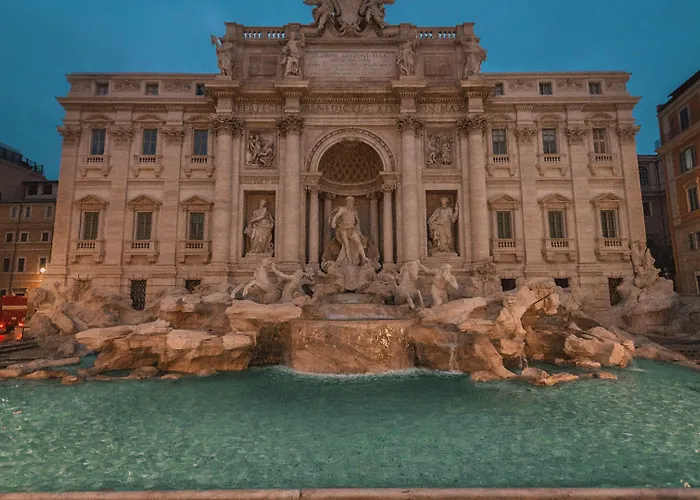 Town House Fontana Di Trevi Bed & Breakfast 4*